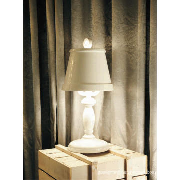Elegant Hotel Room Carbon Steel White Table Lamps (1063T1)